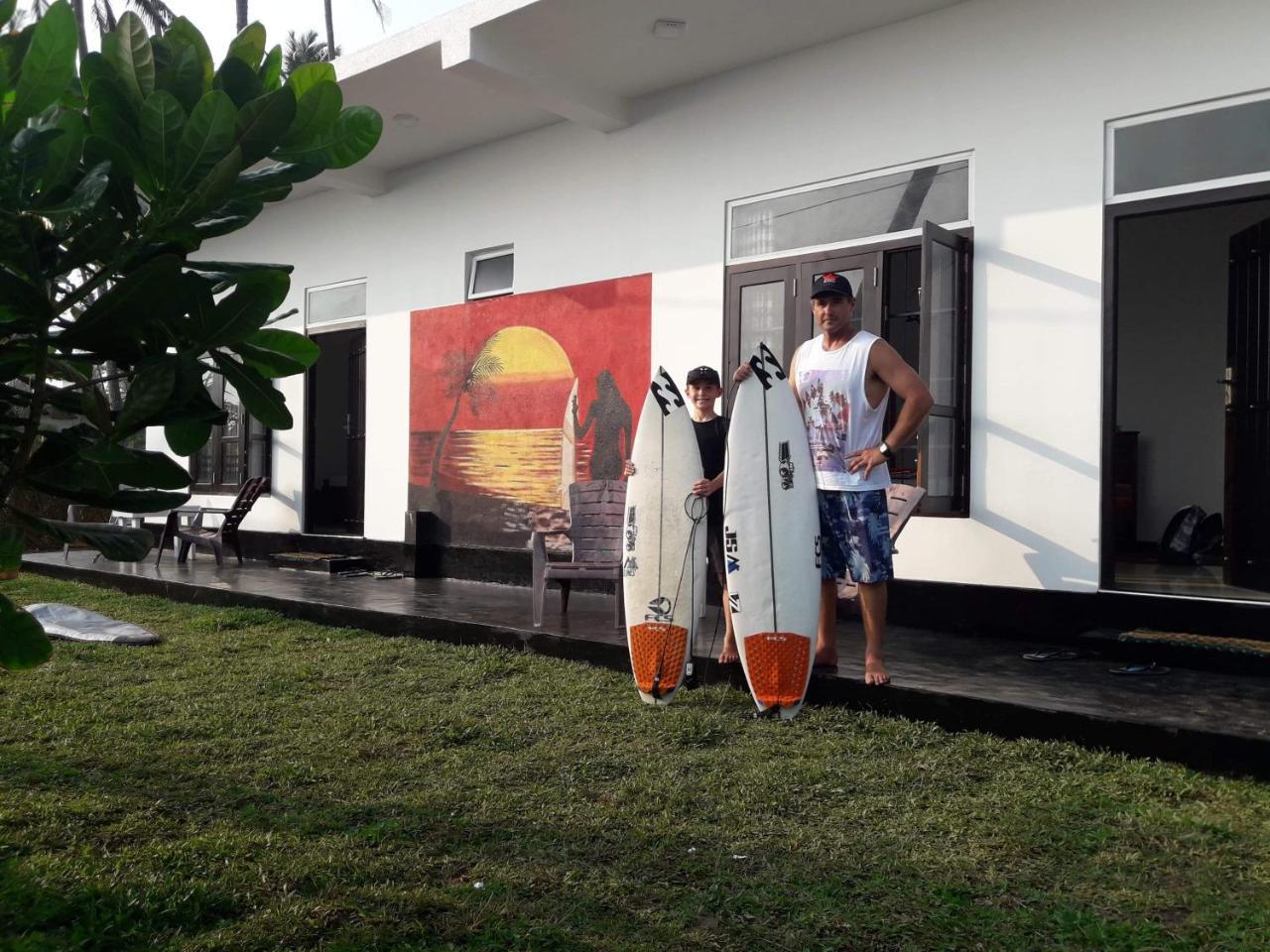 Sunset Surfing Beach Resort Matara Exterior photo